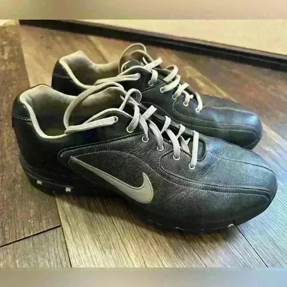 NIKE air men’s black golf shoes size 10.5w wide‎